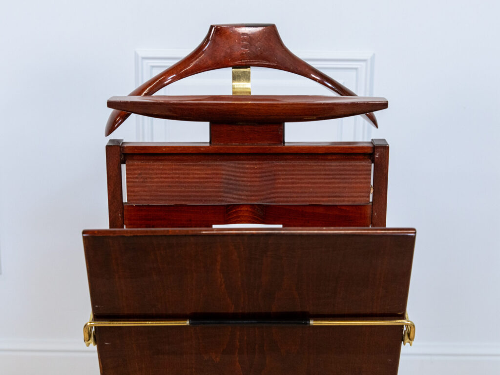 Вінтажна вішалка-камердинер