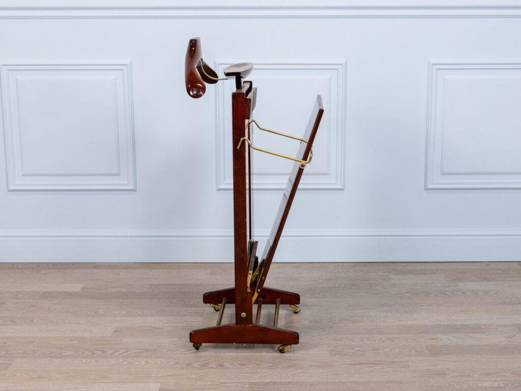 Вінтажна вішалка-камердинер