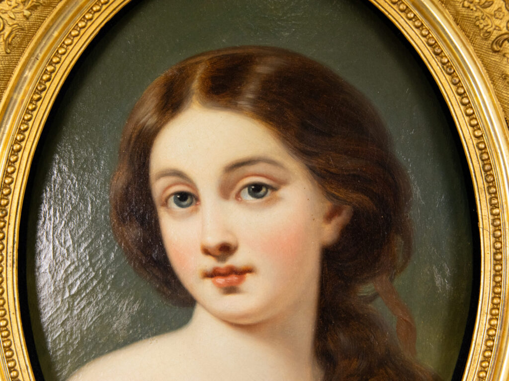 Антикварний портрет молодої дівчини