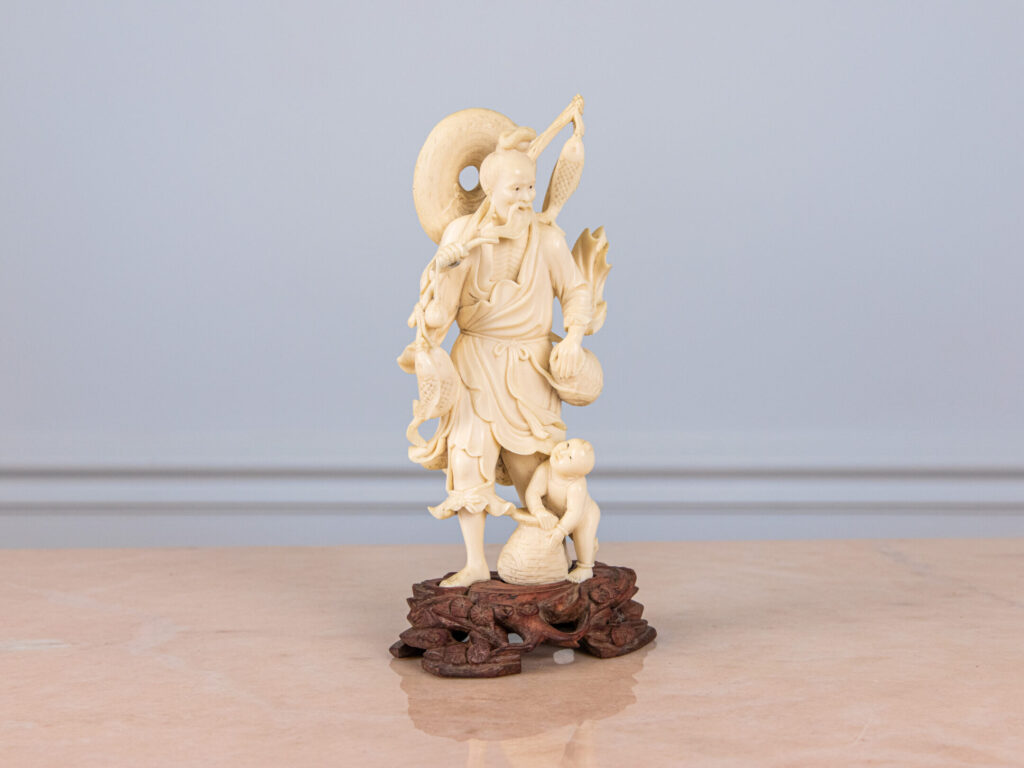 Антикварна статуетка «Рибалка»