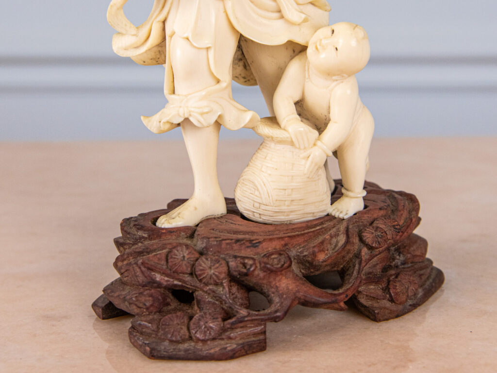 Антикварна статуетка «Рибалка»