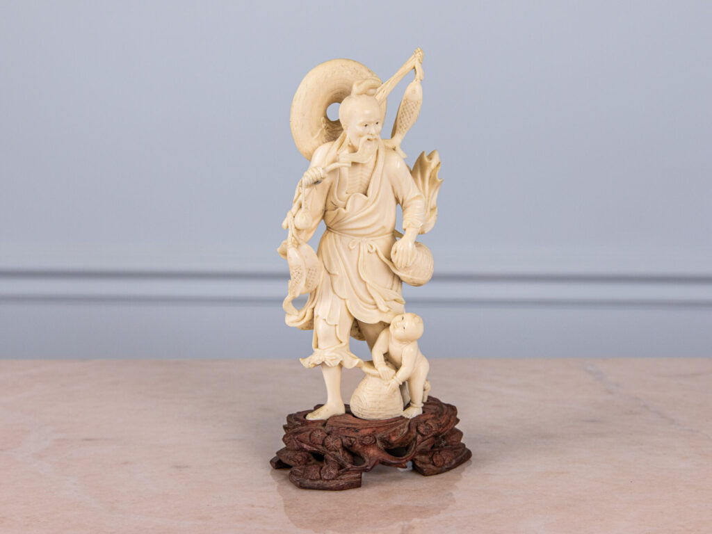 Антикварна статуетка «Рибалка»