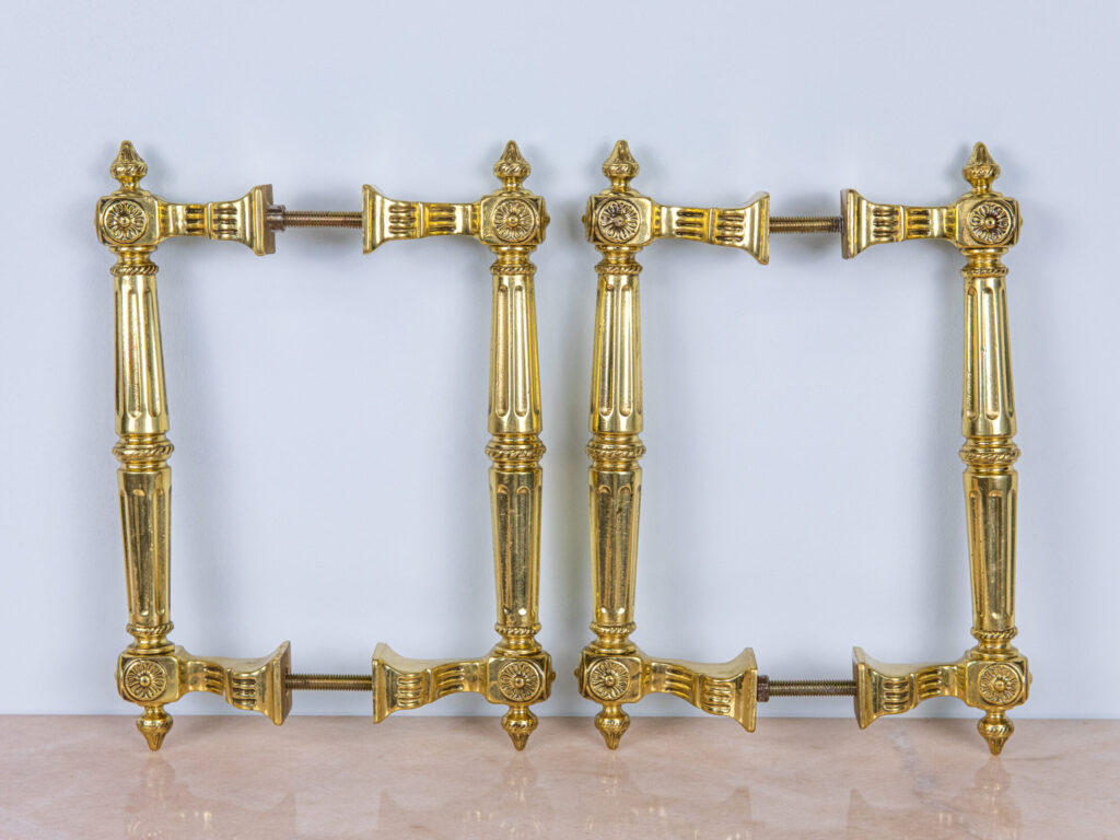 Антикварні декоративні ручки-тяги