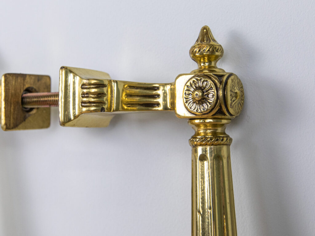 Антикварні декоративні ручки-тяги