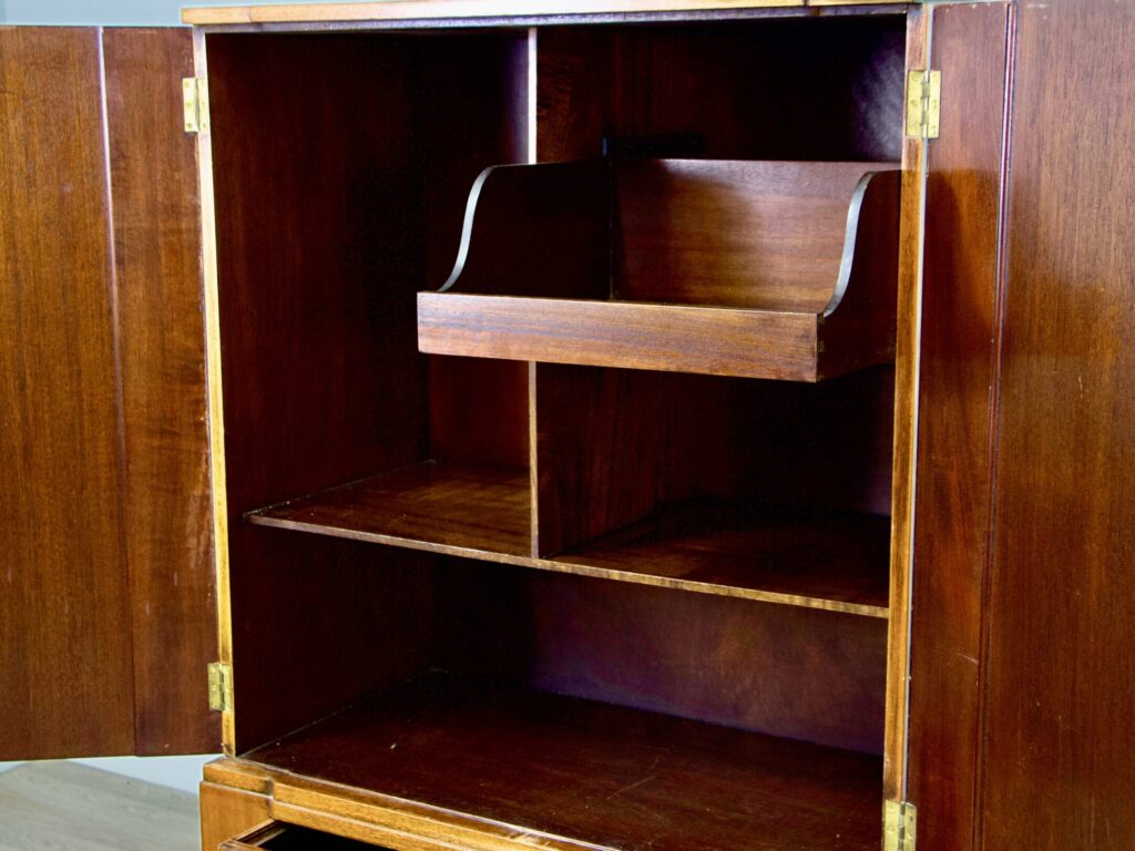 IMG_5502 Антикварна шафа