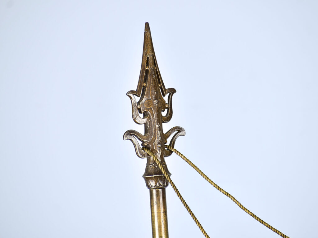 IMG_5830 Антикварна скульптура «Воїн з прапором», А.Е. Кар'є-Бельоз