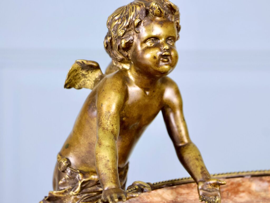 Центральна композиція, ваза в стилі Наполеона III