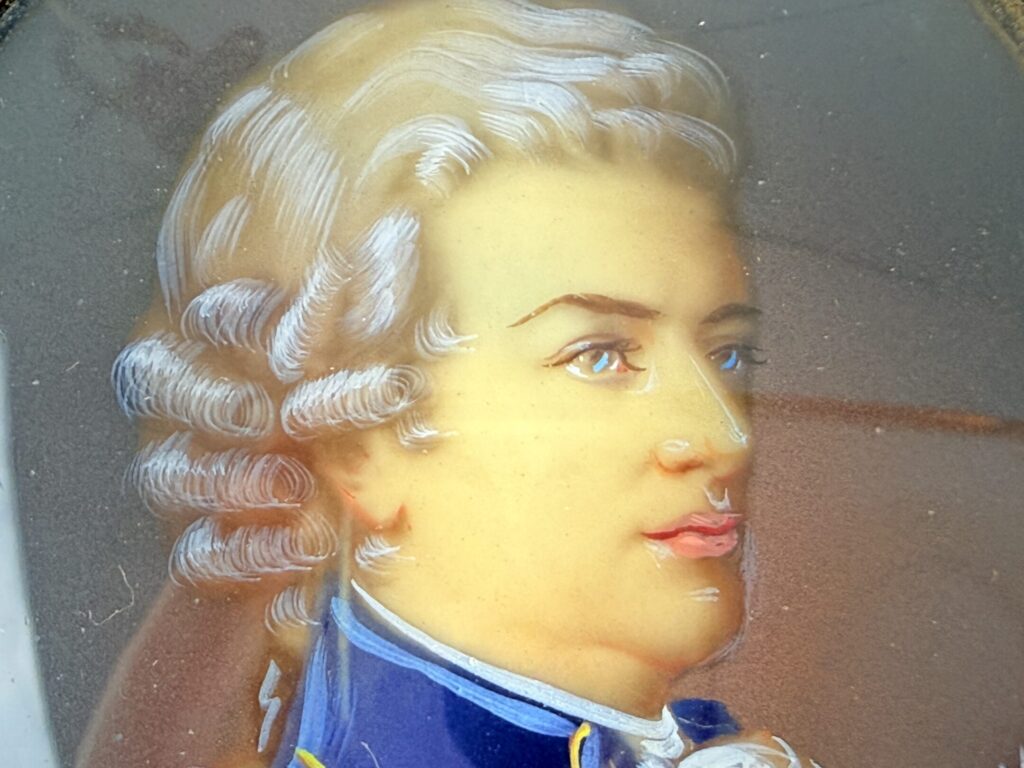 Антикварні мініатюрні портрети