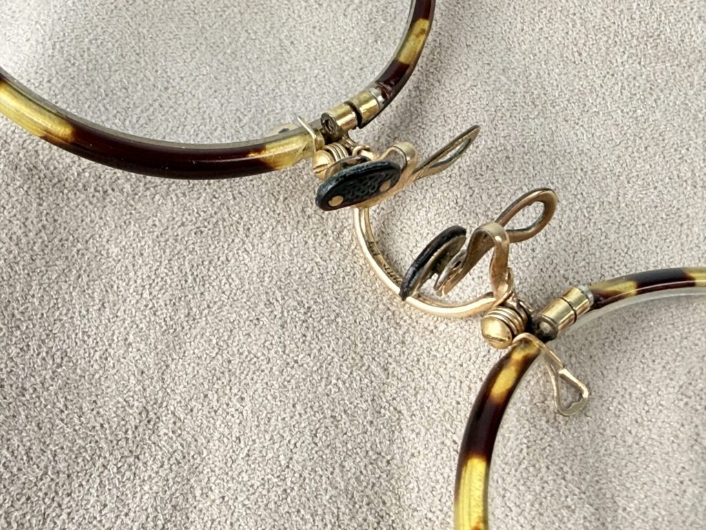 IMG_7135 Антикварне пенсне