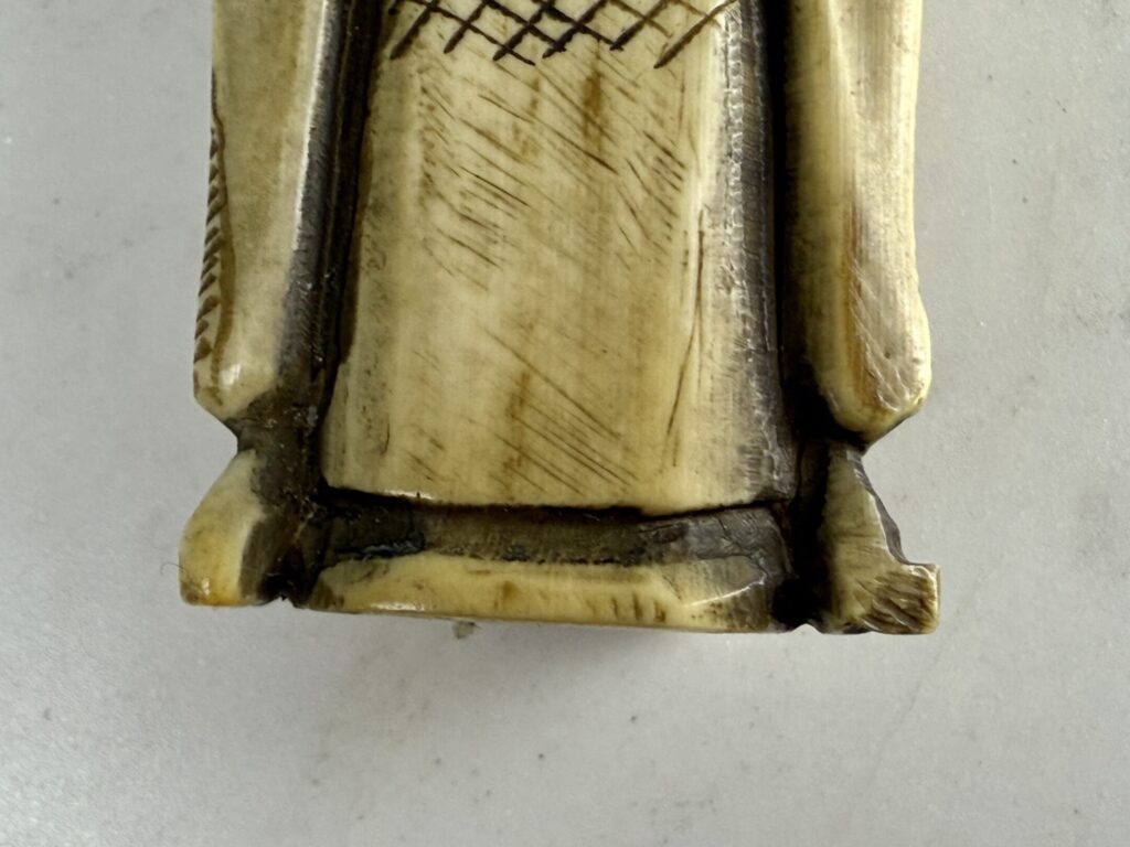 Антикварні нецке