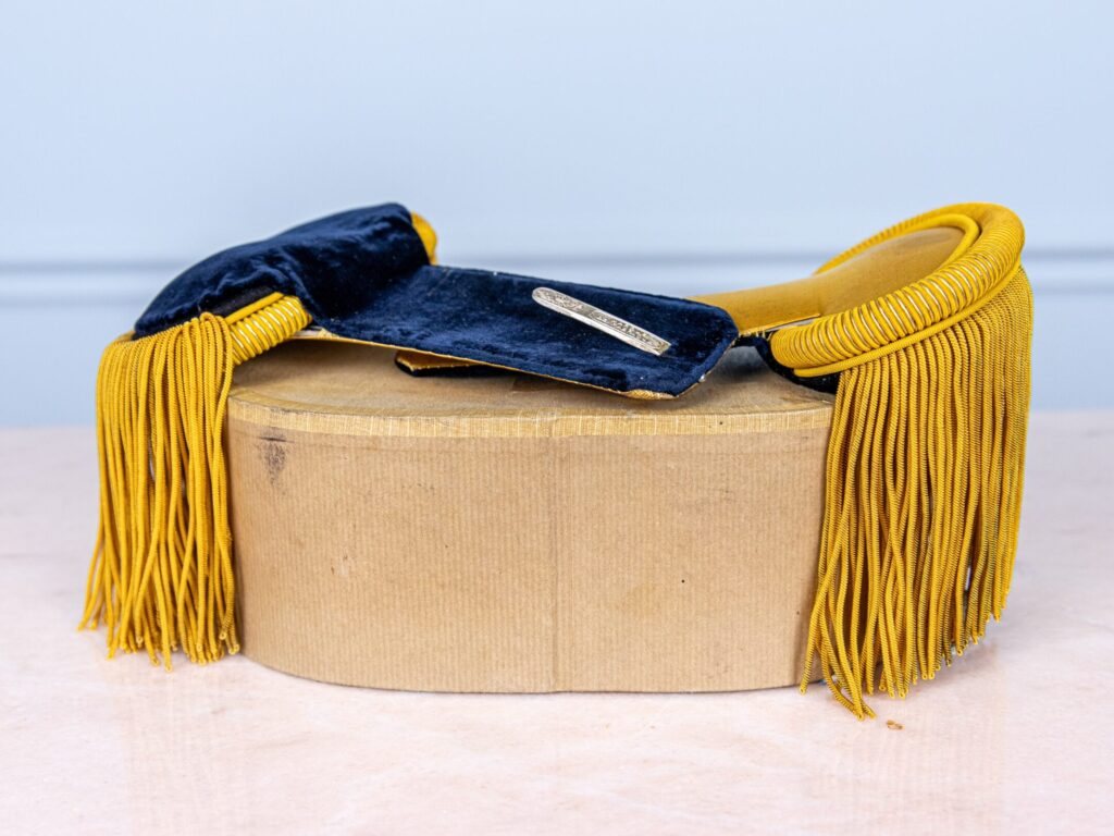 Еполети офіцера французької армії