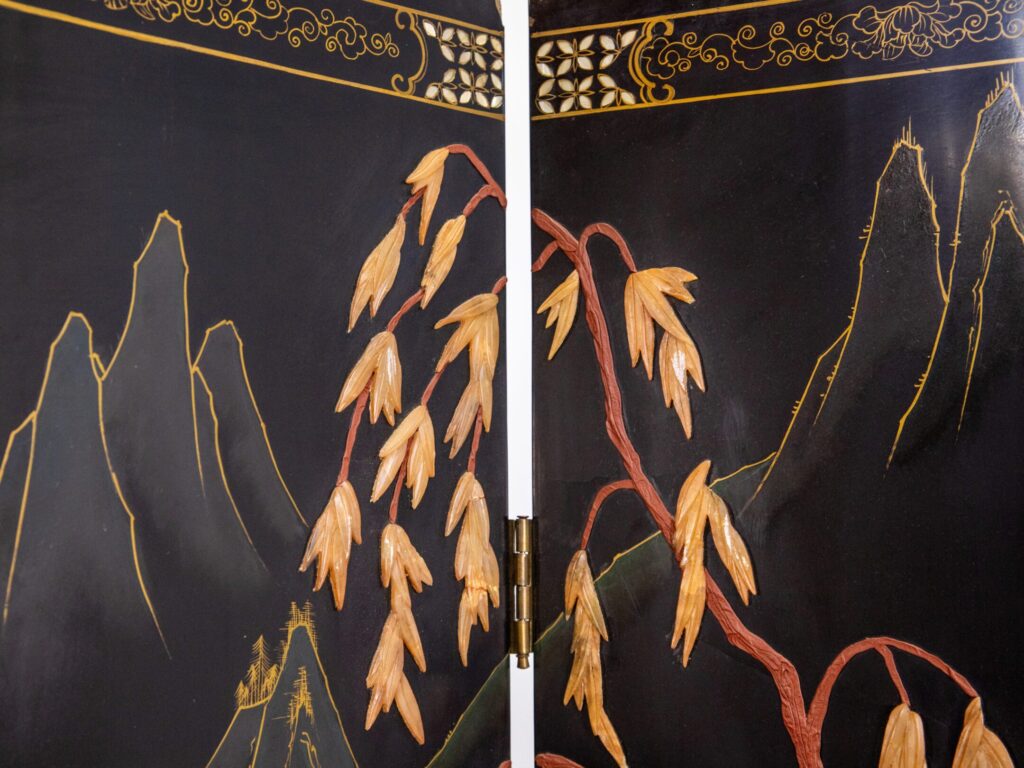 SAVE_20251225_153847 Антикварна ширма в стилі Шинуазрі