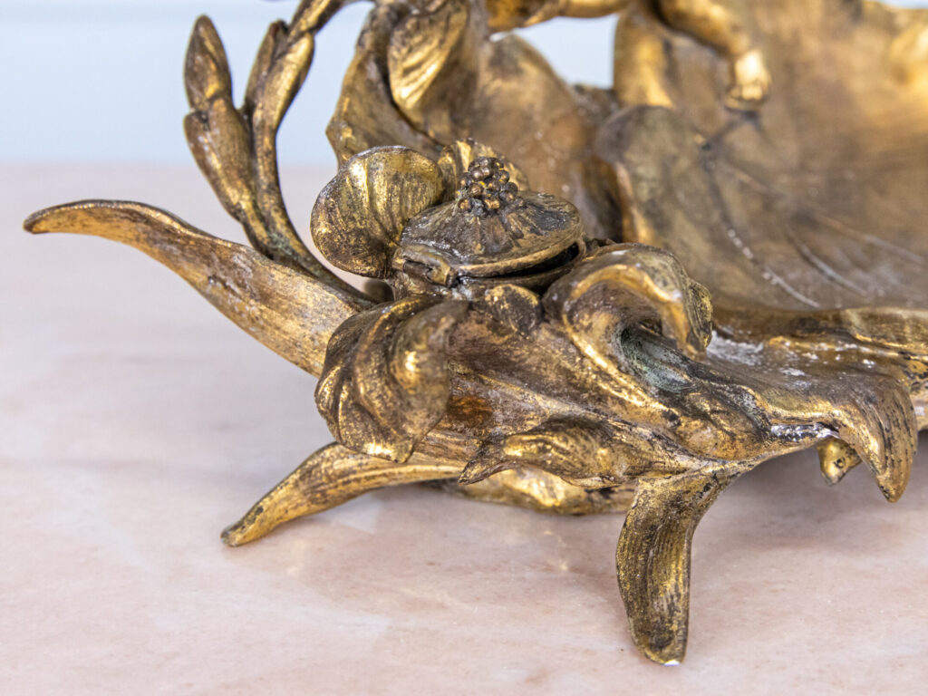 Антикварная бронзовая чернильница по модели Иполита Франсуа Моро