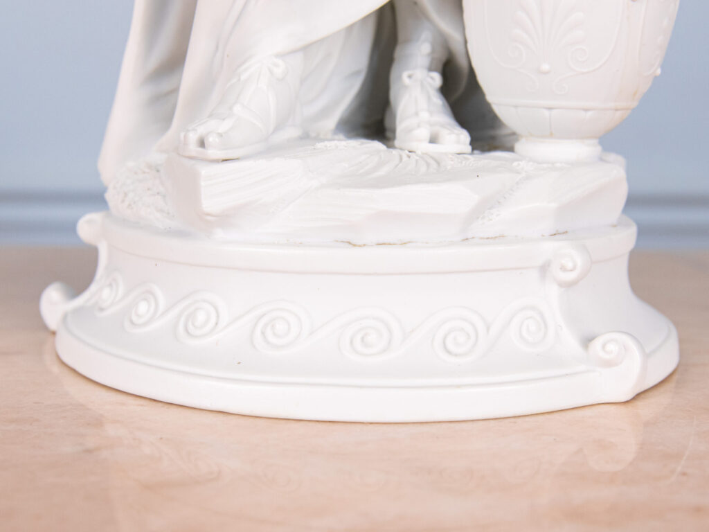 Антикварна скульптура «LA MÉDITATION»