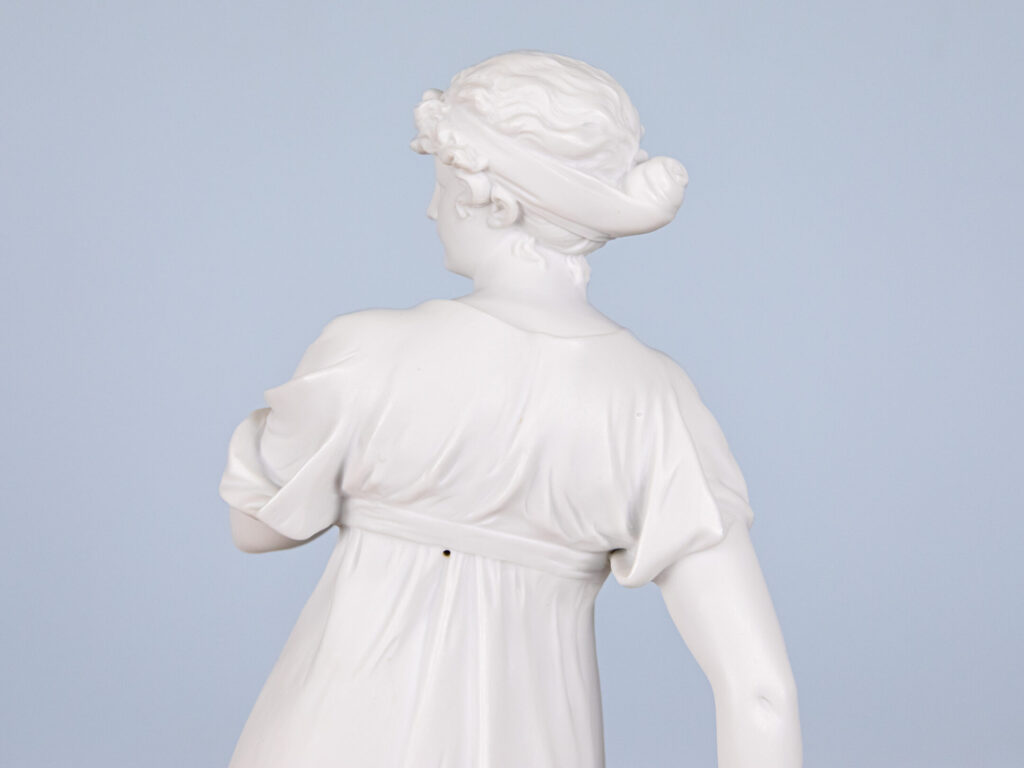 Антикварна скульптура «LA MÉDITATION»