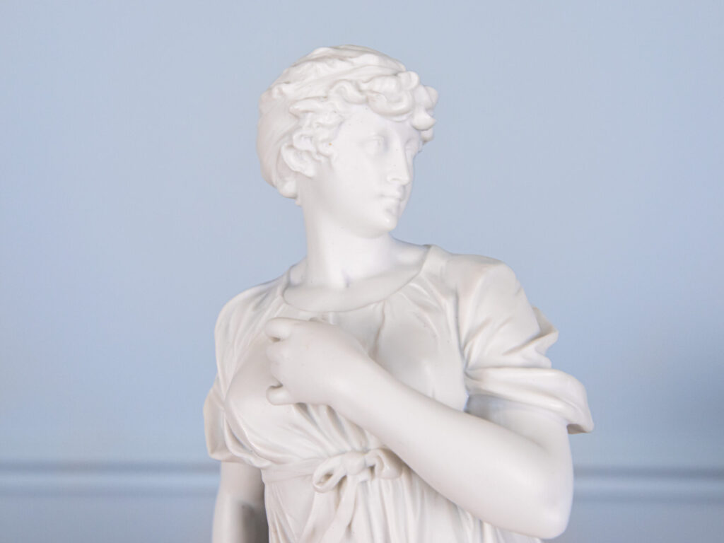 Антикварна скульптура «LA MÉDITATION»