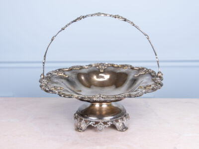 Антикварна фруктовниця