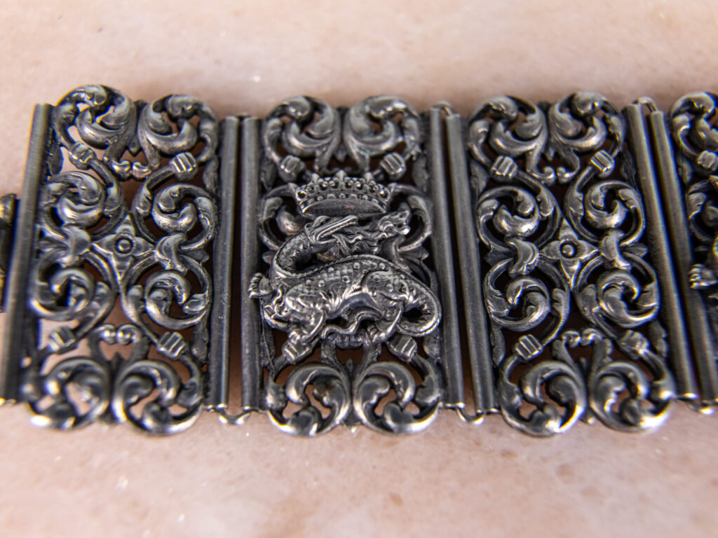 Антикварний срібний браслет