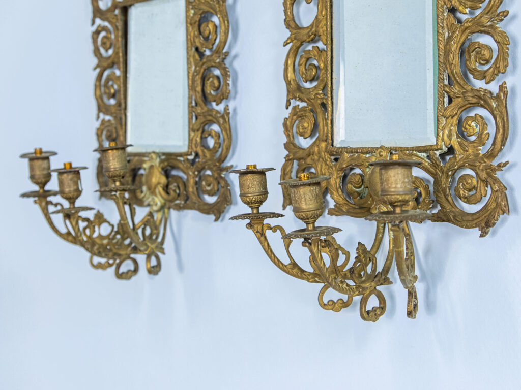 Антикварні настінні бра з дзеркалами