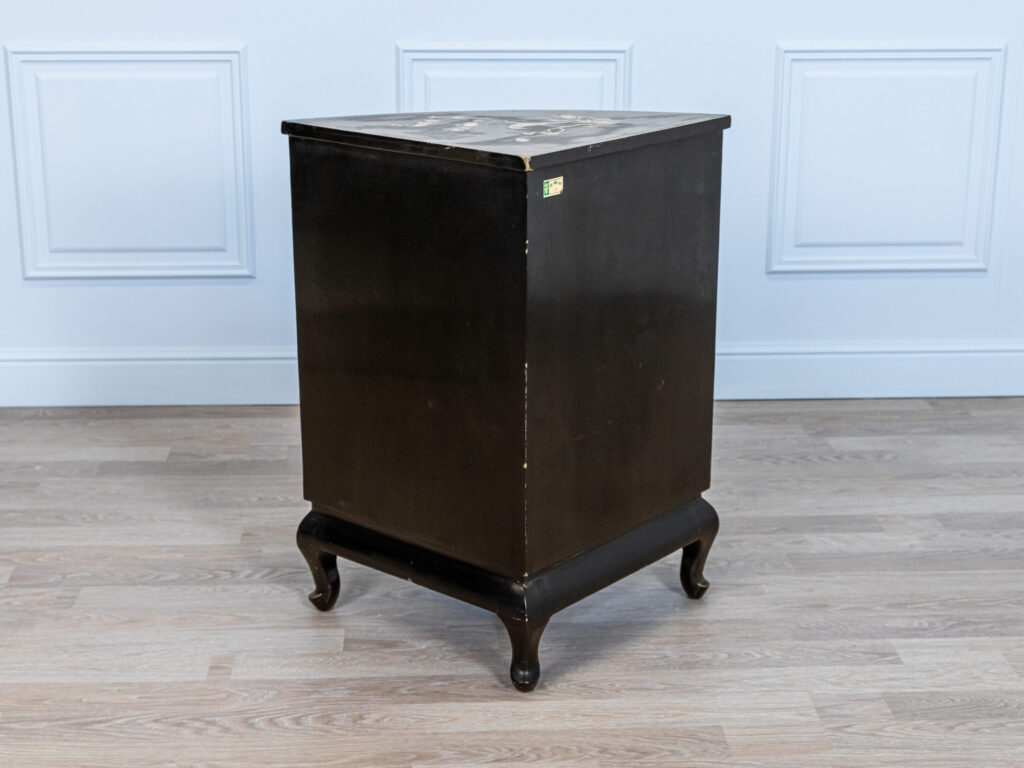 BN4A1187 Вінтажна кутова тумба в стилі Шинуазрі