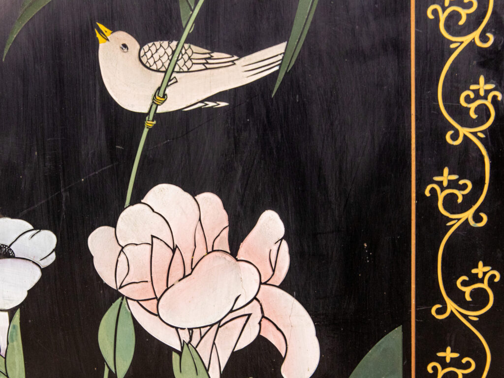 Винтажная ширма в стиле Шинуазри