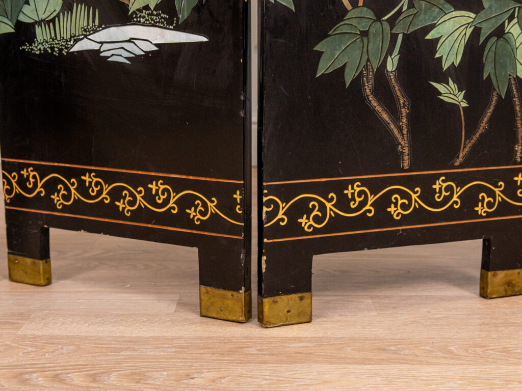 Винтажная ширма в стиле Шинуазри