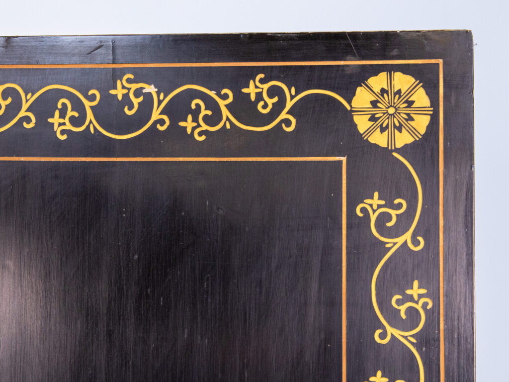 Винтажная ширма в стиле Шинуазри