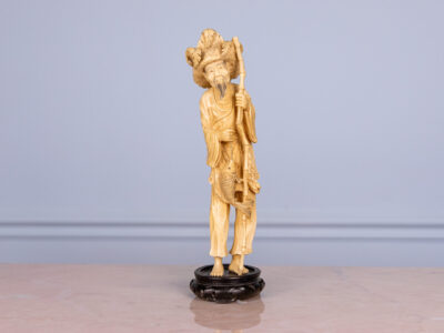 Антикварна статуетка «Рибалка»