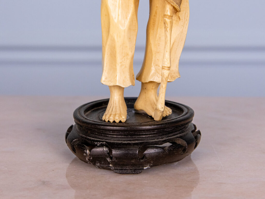 Антикварна статуетка «Рибалка»