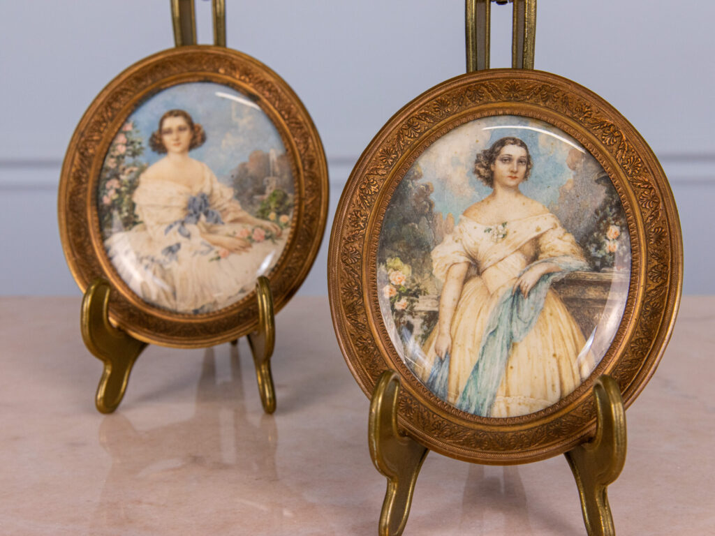 BN4A1589 – копія Антикварні мініатюри на слоновій кістці