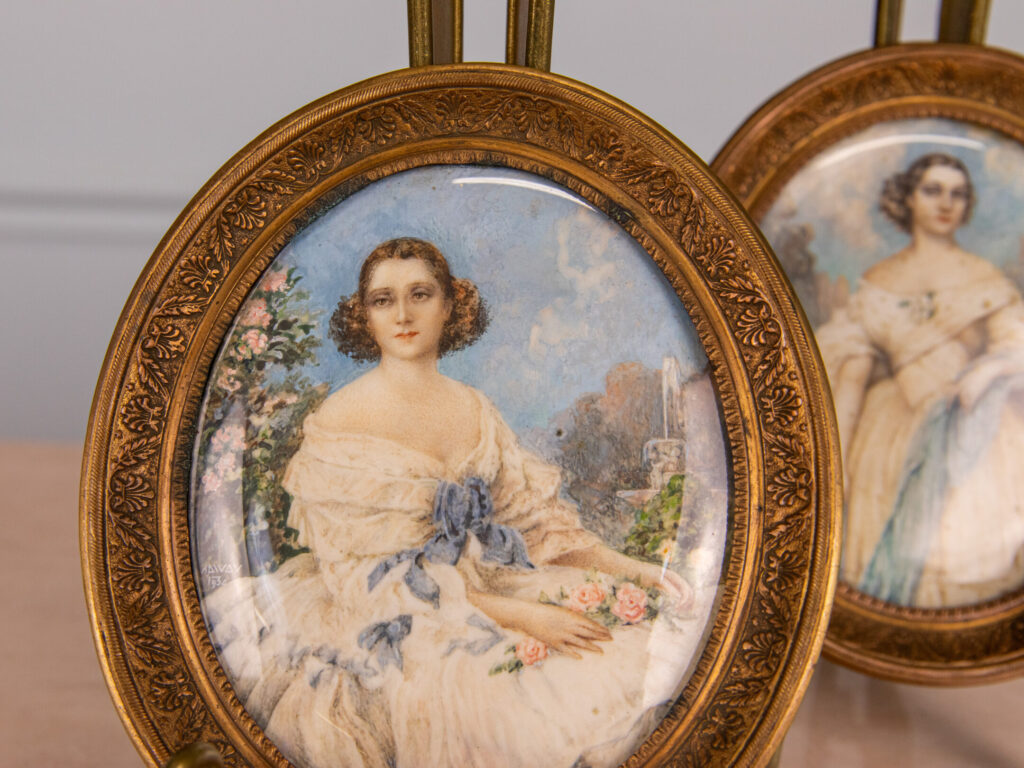 BN4A1597 – копія Антикварні мініатюри на слоновій кістці