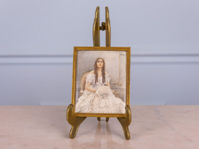 Антикварний мініатюрний портрет на слоновій кістці