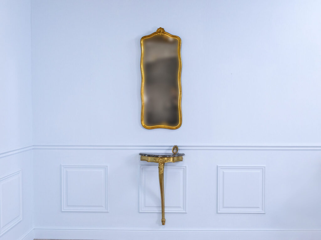 Антикварна консоль з дзеркалом у стилі Рококо