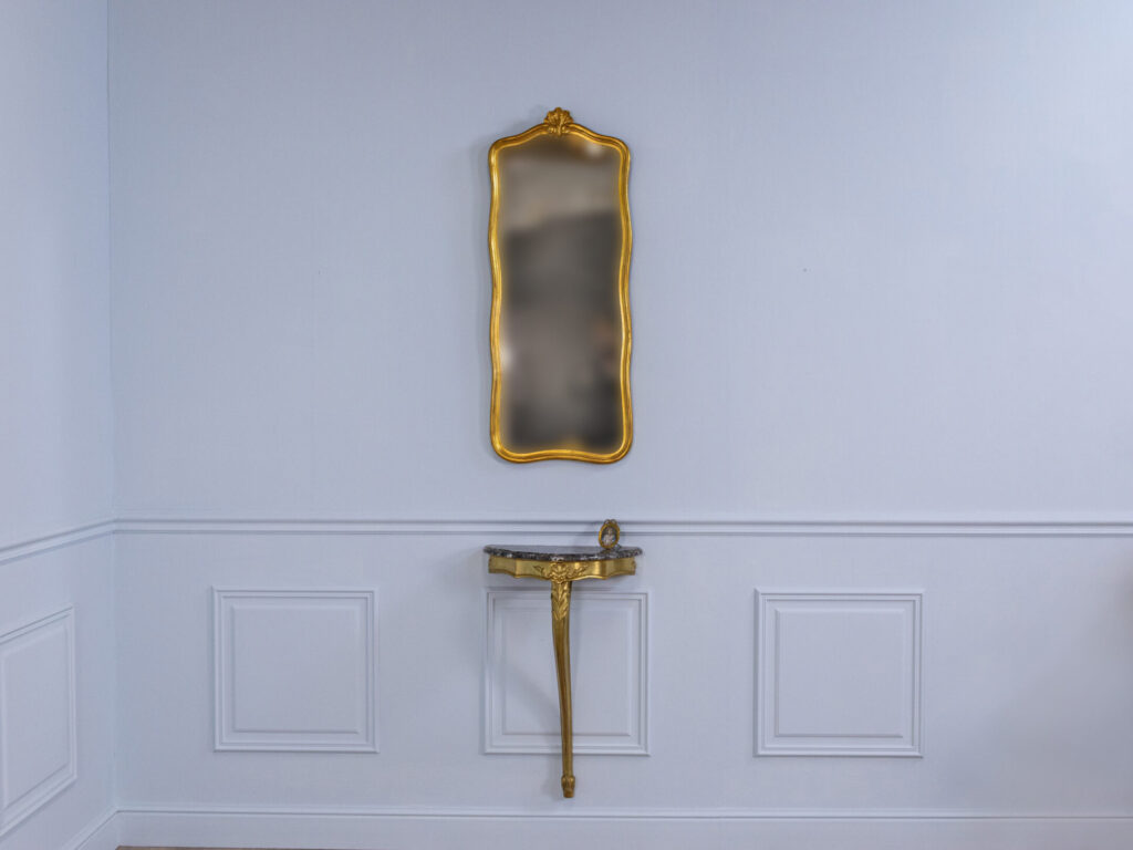 BN4A1644 Антикварна консоль з дзеркалом у стилі Рококо