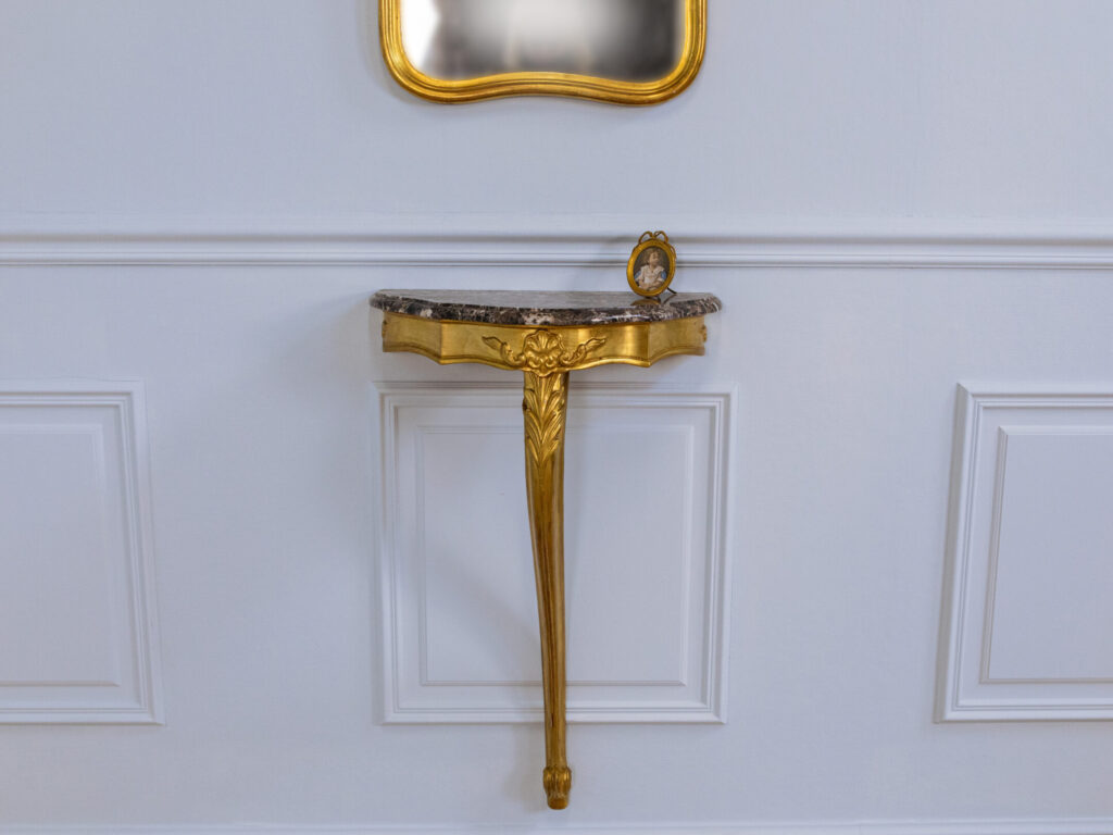 BN4A1646 Антикварна консоль з дзеркалом у стилі Рококо