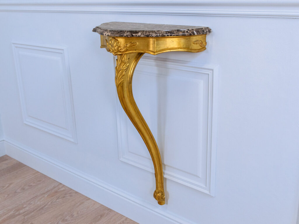 Антикварна консоль з дзеркалом у стилі Рококо