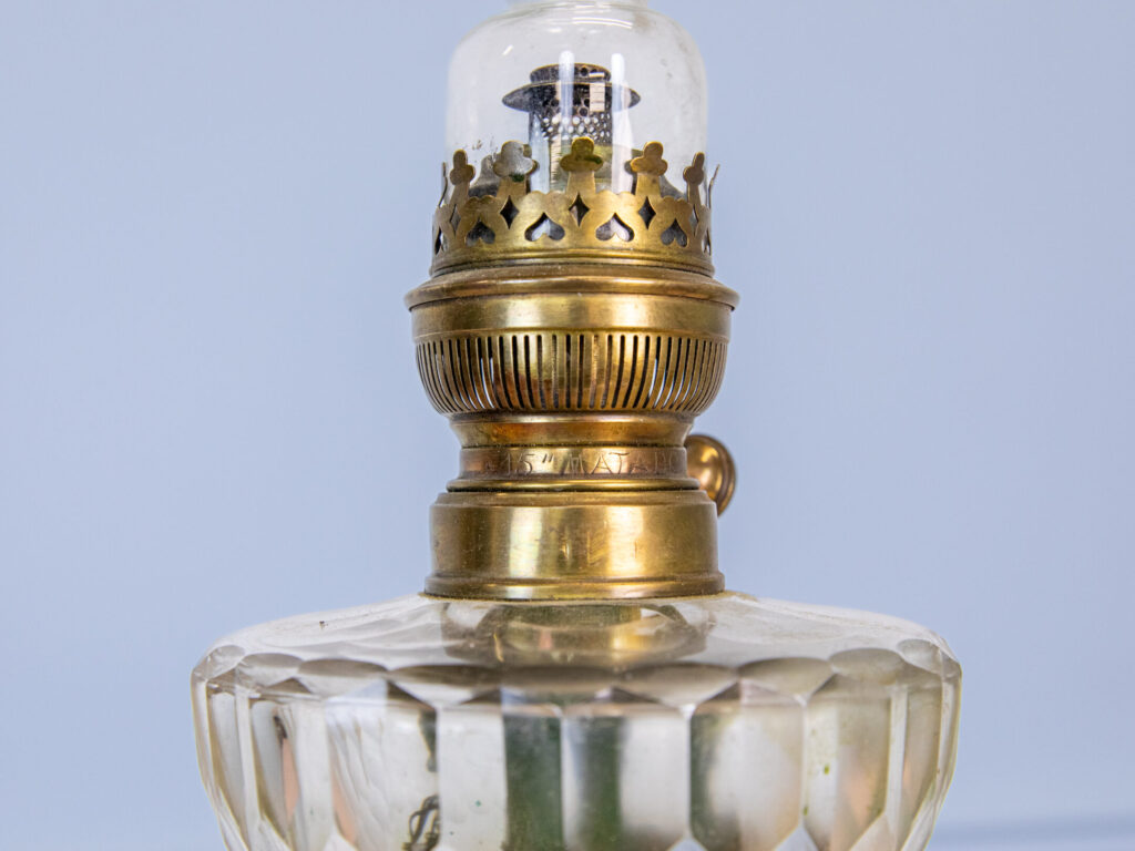 BN4A1796 Антикварна гасова лампа