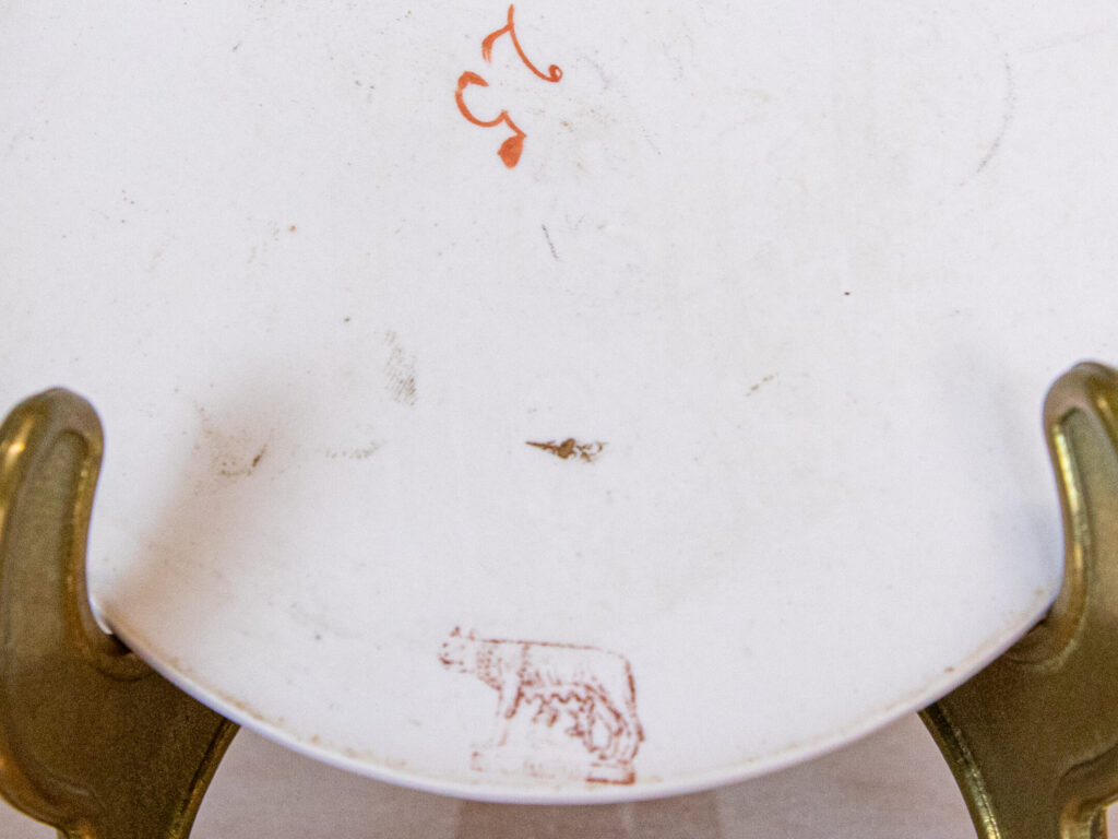 Антикварна порцелянова плакетка «Мадонна в кріслі»