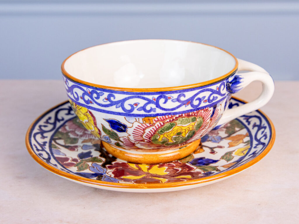 Винтажная чашка с блюдцем «Pivoines», Gien