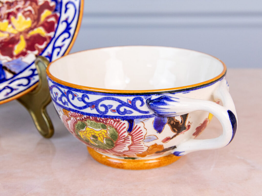 Винтажная чашка с блюдцем «Pivoines», Gien