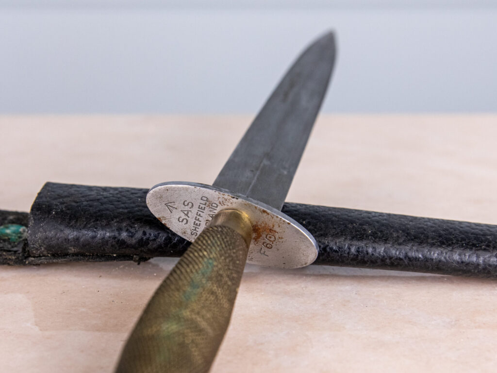 BN4A1988 Вінтажний бойовий ніж Fairbairn-Sykes