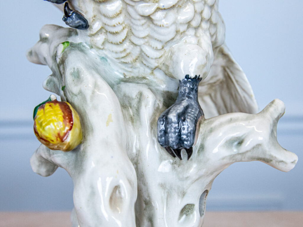 Вінтажні порцелянові папуги