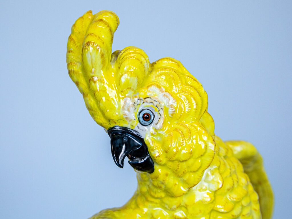 Вінтажні порцелянові папуги