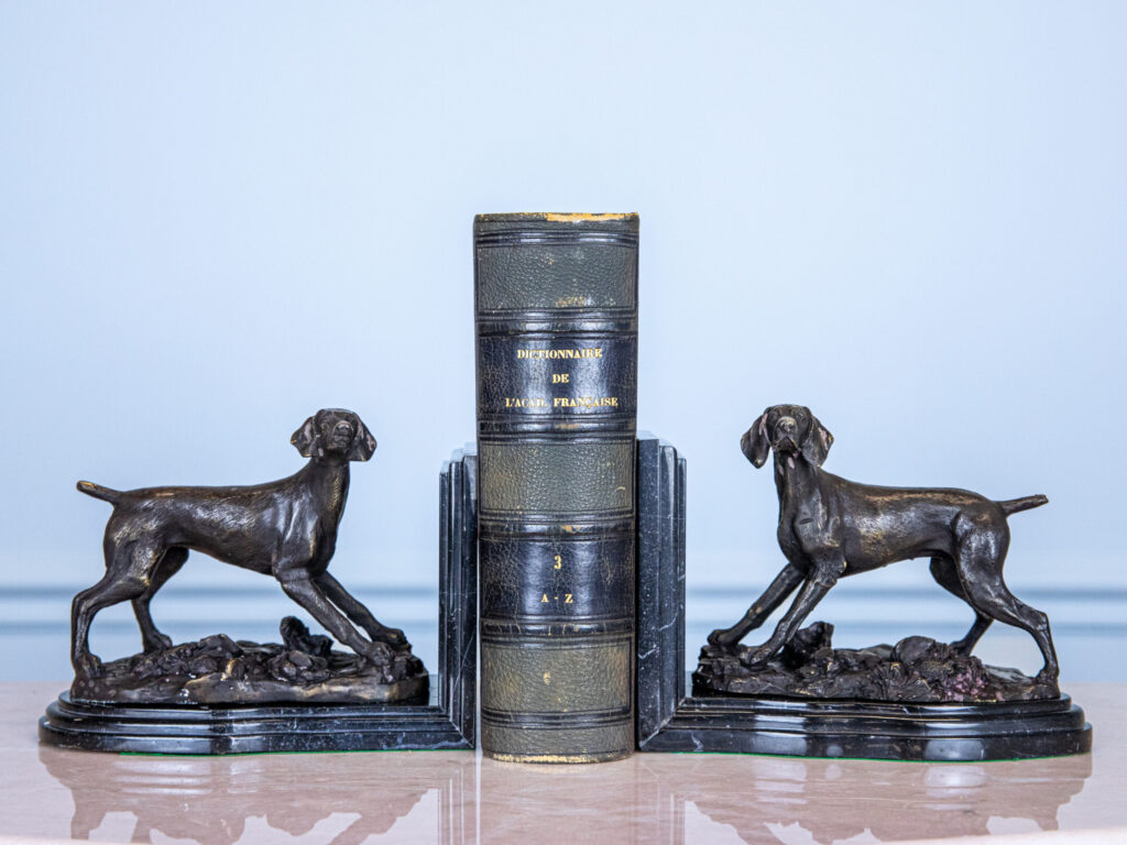 Антикварні обмежувачі для книг (букенди) «Мисливські собаки», É.Drouot