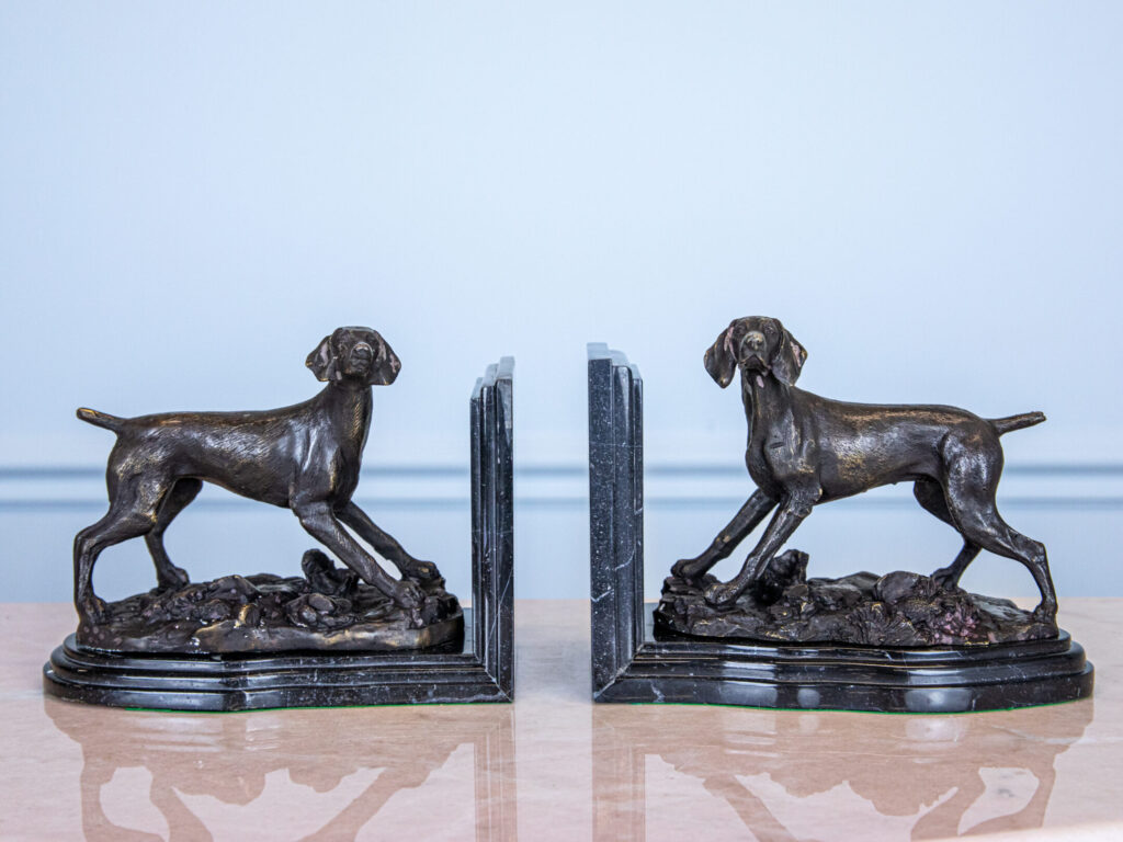 Антикварні обмежувачі для книг (букенди) «Мисливські собаки», É.Drouot
