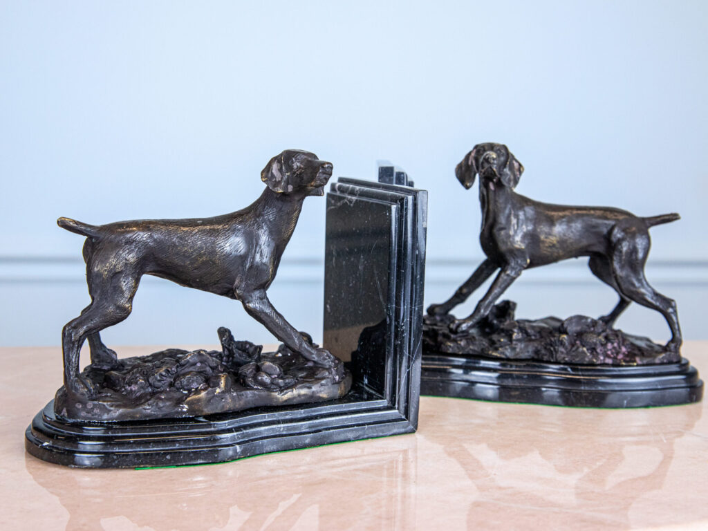 Антикварні обмежувачі для книг (букенди) «Мисливські собаки», É.Drouot