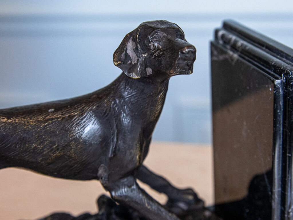 Антикварні обмежувачі для книг (букенди) «Мисливські собаки», É.Drouot