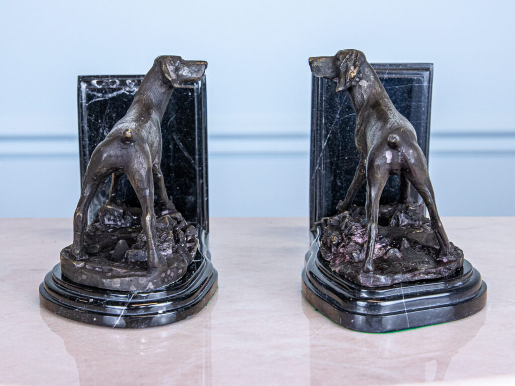 Антикварні обмежувачі для книг (букенди) «Мисливські собаки», É.Drouot