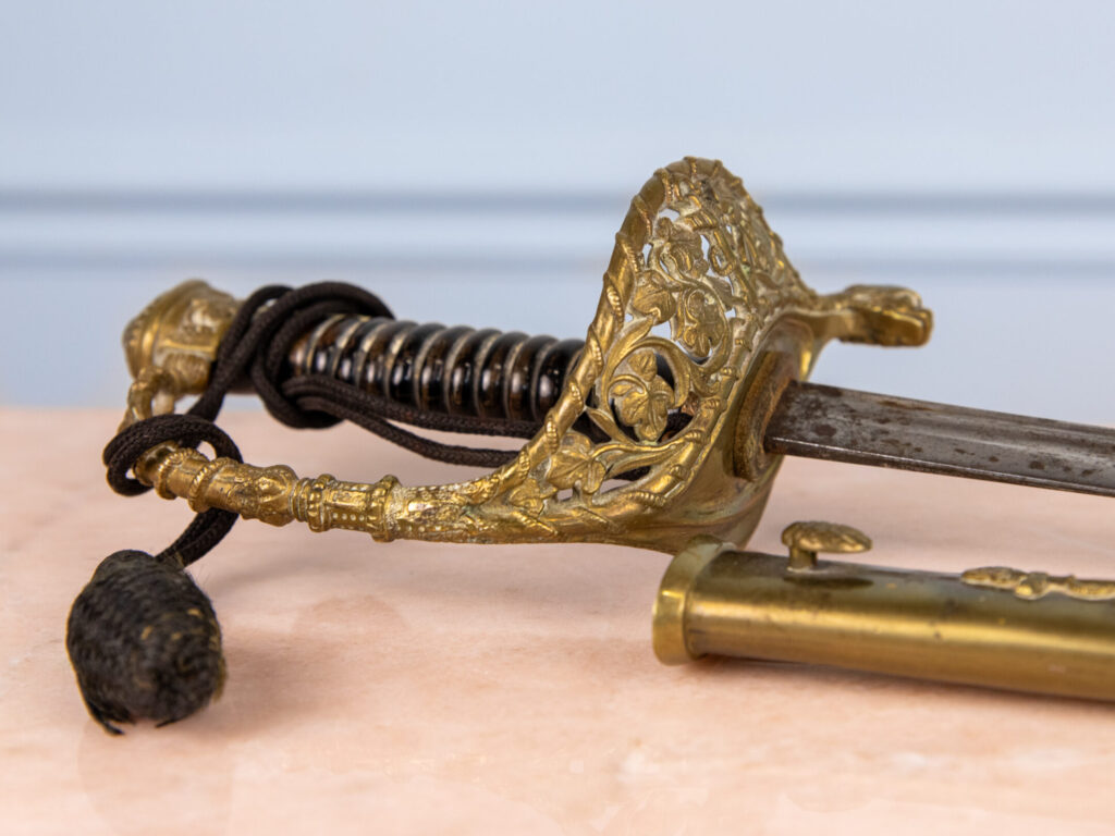 Антикварна шабля французького офіцера морського флоту