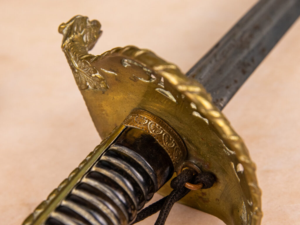 Антикварна шабля французького офіцера морського флоту